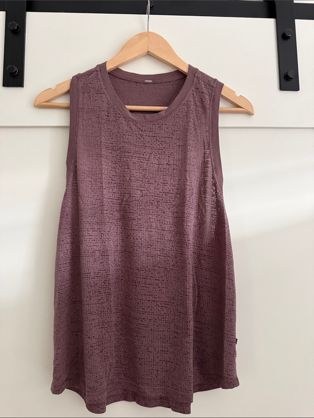 lululemon athletica Mauve Sleeveless Textured Tank